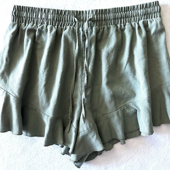 Showpo. Pants - Showpo Sz 4 Shorts Linen‎ Viscose Olive Green Ruffle Elastic Waist Drawstring